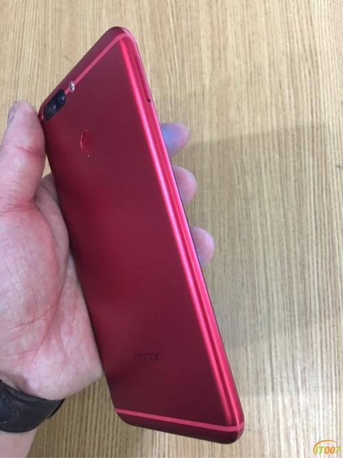 达仔出华为荣耀v9魅焰红国行全网通4+64g成色99新在保修
